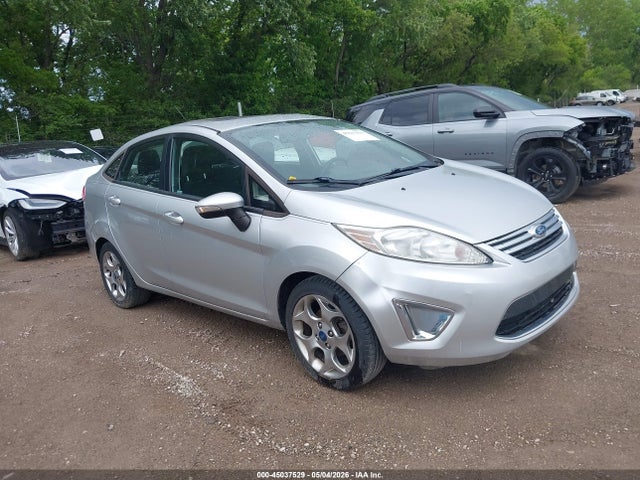 FORD FIESTA SEL - 1