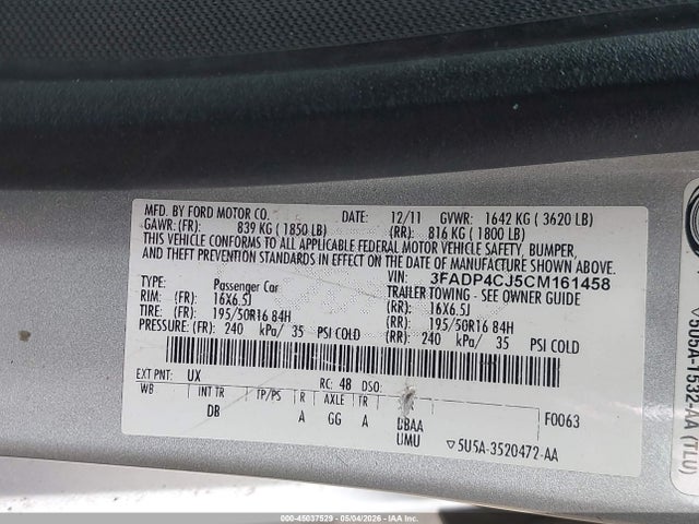 FORD FIESTA SEL - 9