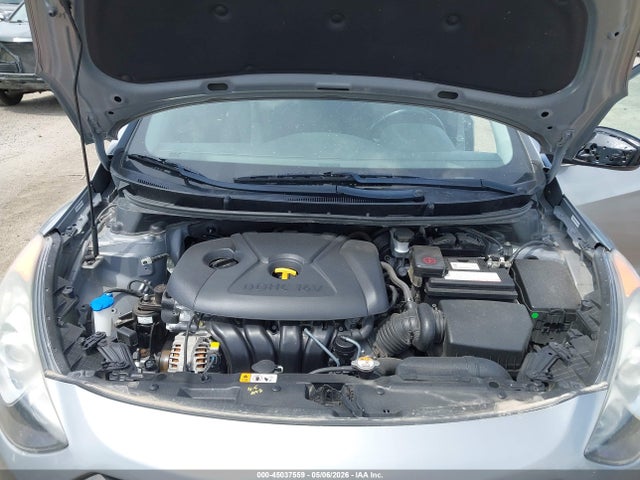 2013 Hyundai ELANTRA GT 照片 10