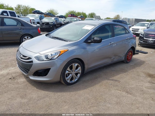 2013 Hyundai ELANTRA GT 照片 2
