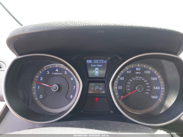 2013 Hyundai ELANTRA GT 照片 7