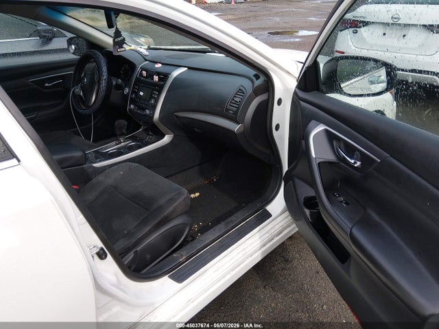 2015 Nissan ALTIMA 2.5 SV photo 5