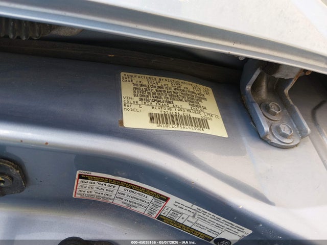 2010 Nissan VERSA 1.8S — фото 9