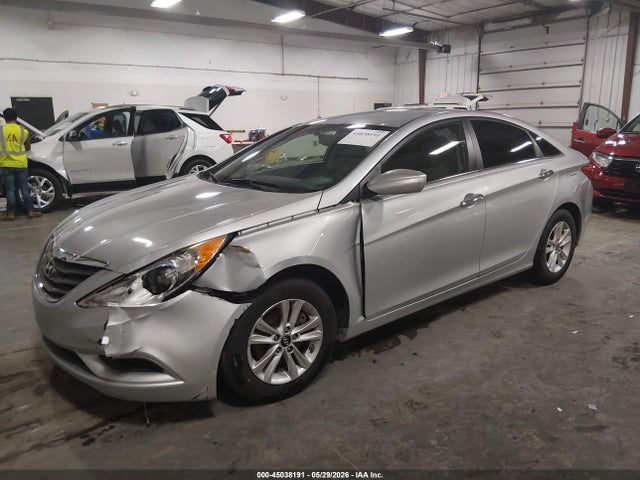 2012 Hyundai SONATA GLS — фото 2