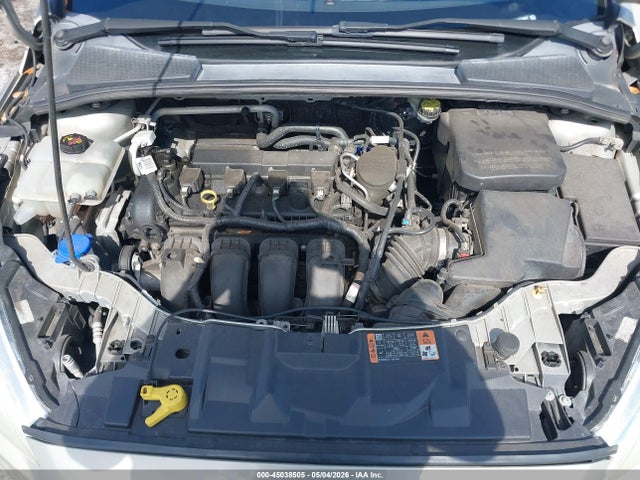 FORD FOCUS SE - 10