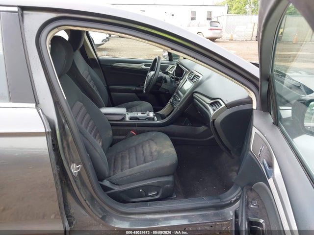 FORD FUSION SE - 5