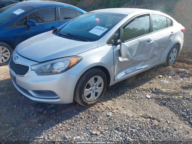 صورة 2 لـ 2016 KIA FORTE LX