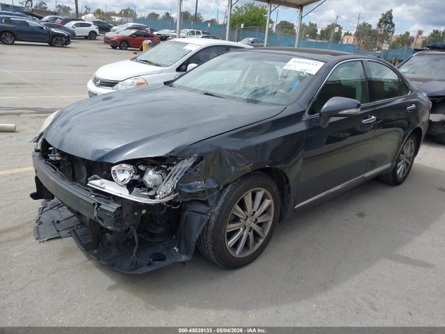 صورة 2 لـ 2011 Lexus ES 350