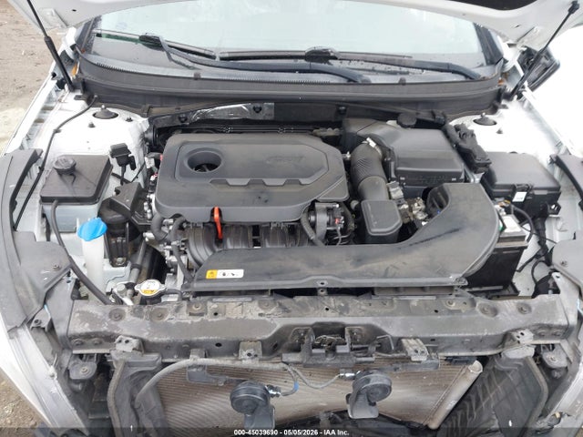 صورة 10 لـ 2016 Hyundai SONATA SE