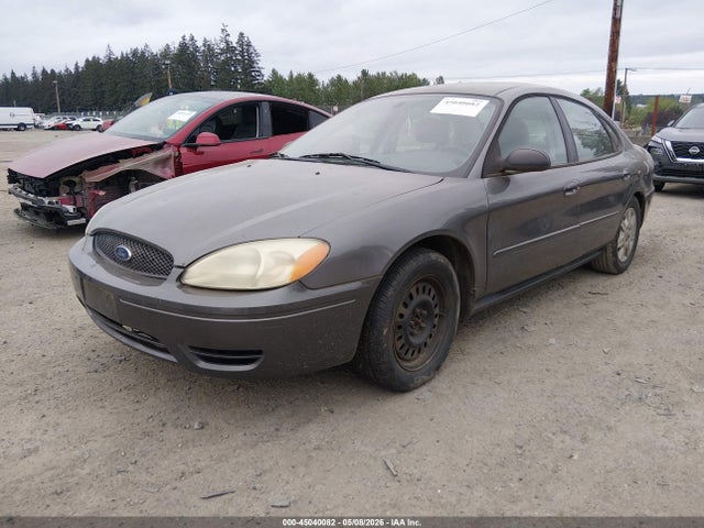 FORD TAURUS SE - 2