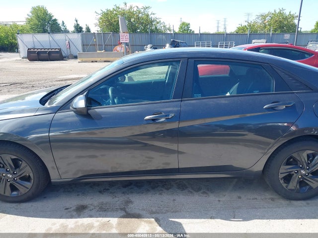 2021 Hyundai ELANTRA SEL thumbnail 14