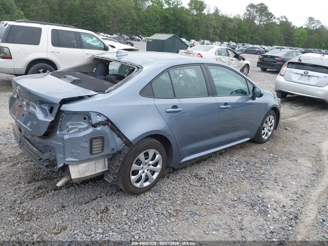 2025 Toyota COROLLA LE photo 4