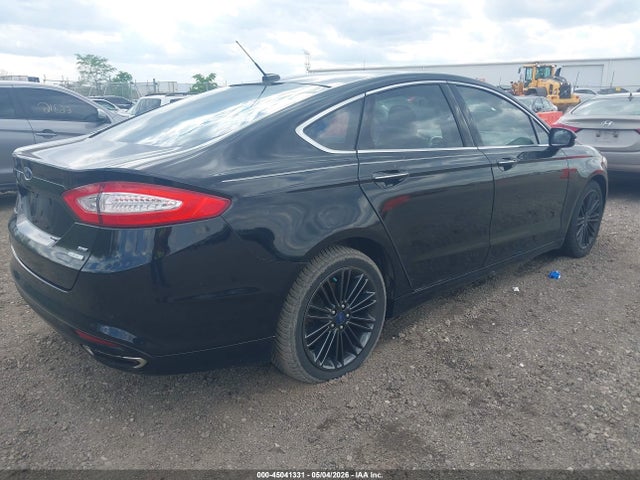FORD FUSION SE - 4