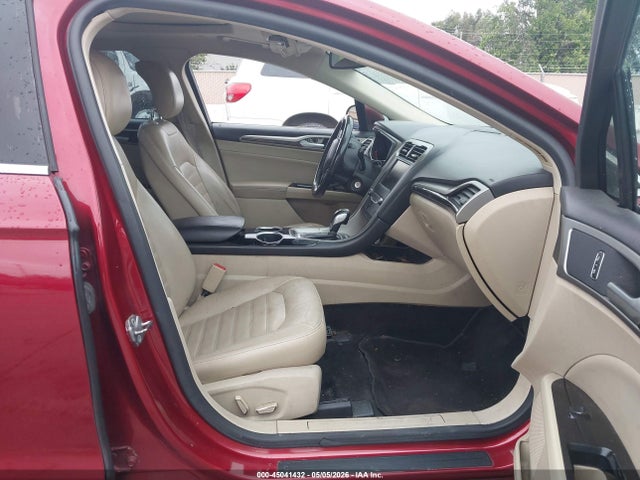 FORD FUSION HYBRID SE - 5