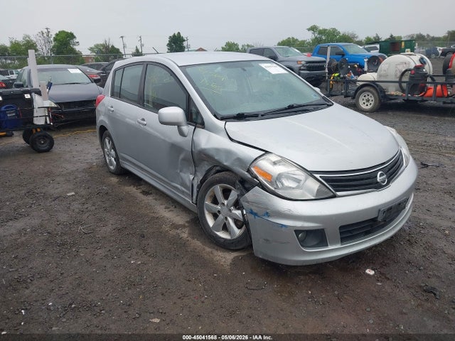 2012 Nissan VERSA 1.8 SL 照片 1