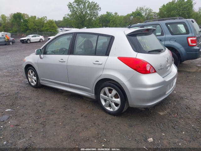 2012 Nissan VERSA 1.8 SL 照片 3
