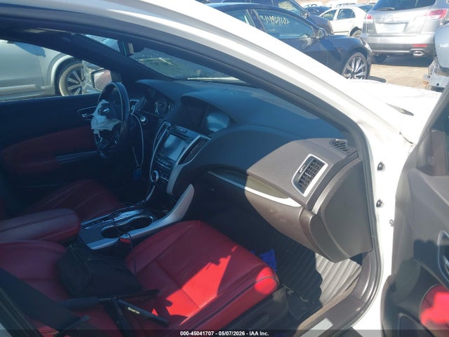 صورة 5 لـ 2019 Acura TLX TECH A-SPEC PKGS