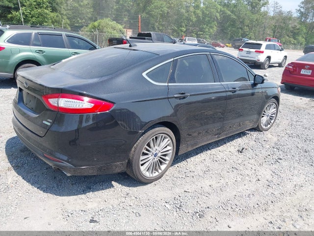 FORD FUSION SE - 4
