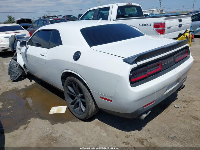 2016 Dodge CHALLENGER R/T PLUS — фото 3