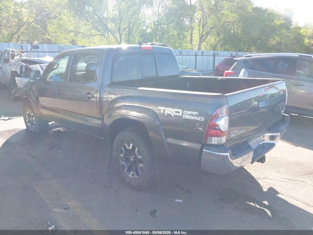 2014 Toyota TACOMA BASE V6 photo 3