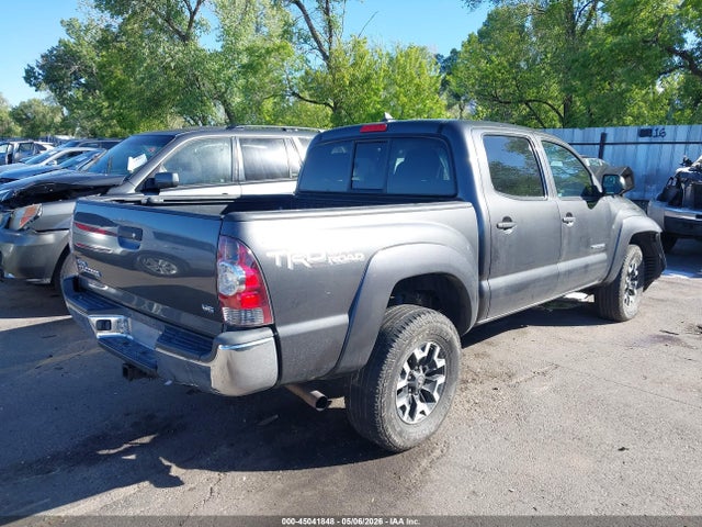 2014 Toyota TACOMA BASE V6 photo 4