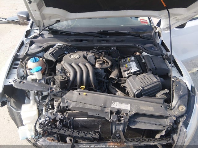 صورة 10 لـ 2015 Volkswagen JETTA 2.0L S
