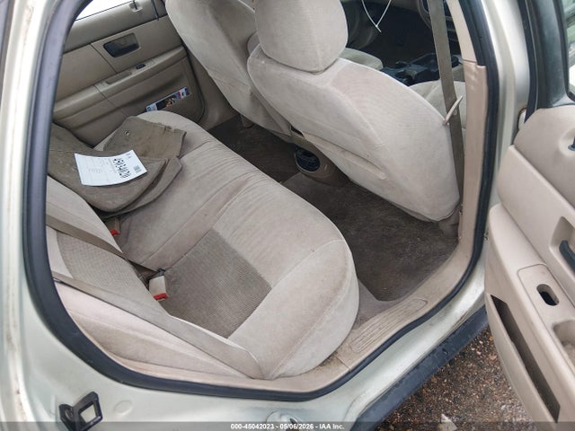 FORD TAURUS SE - 8