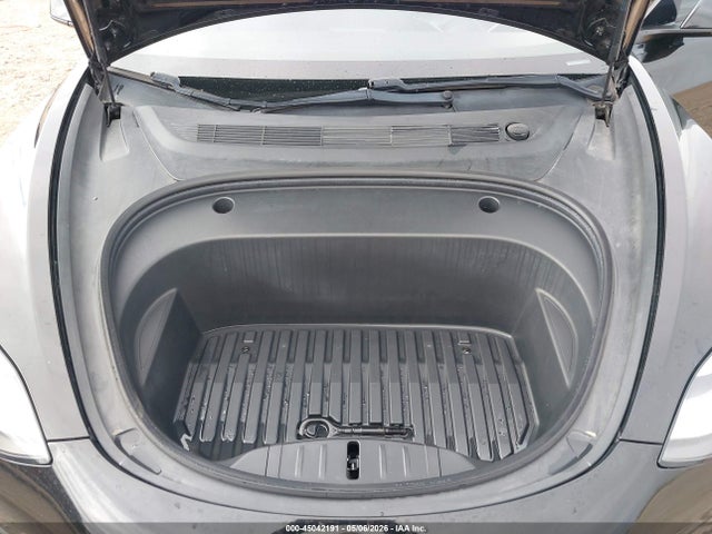 صورة 10 لـ 2021 Tesla MODEL 3 STANDARD RANGE PLUS REAR-WHEEL DRIVE