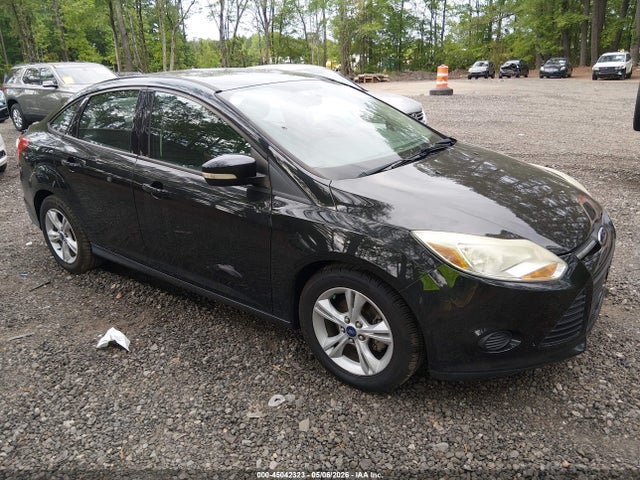 FORD FOCUS SE - 1