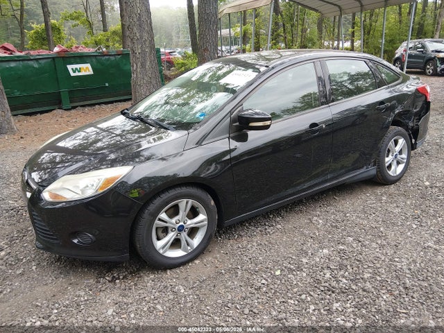 FORD FOCUS SE - 2
