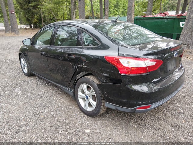 FORD FOCUS SE - 3