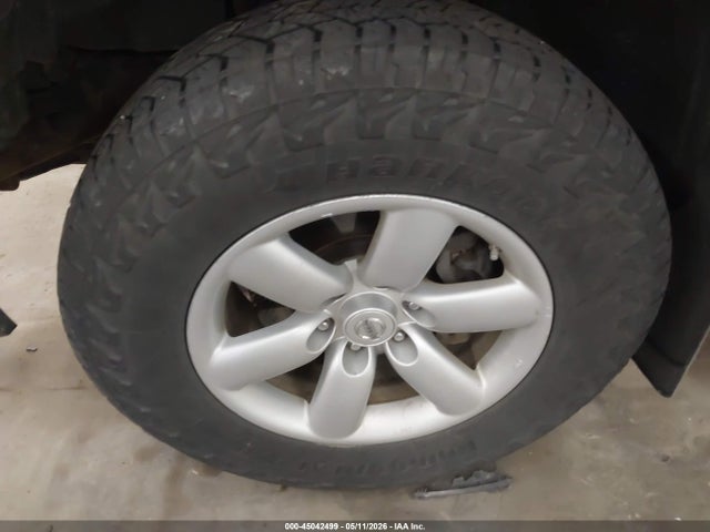صورة 12 لـ 2011 Nissan TITAN SV