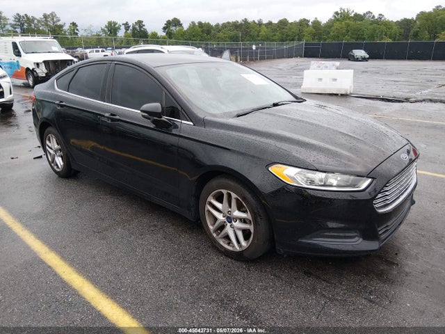 FORD FUSION SE - 1