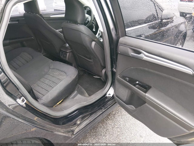 FORD FUSION SE - 8