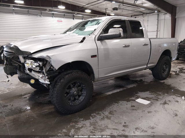 صورة 2 لـ 2017 RAM 1500 BIG HORN 4X4 6'4 BOX