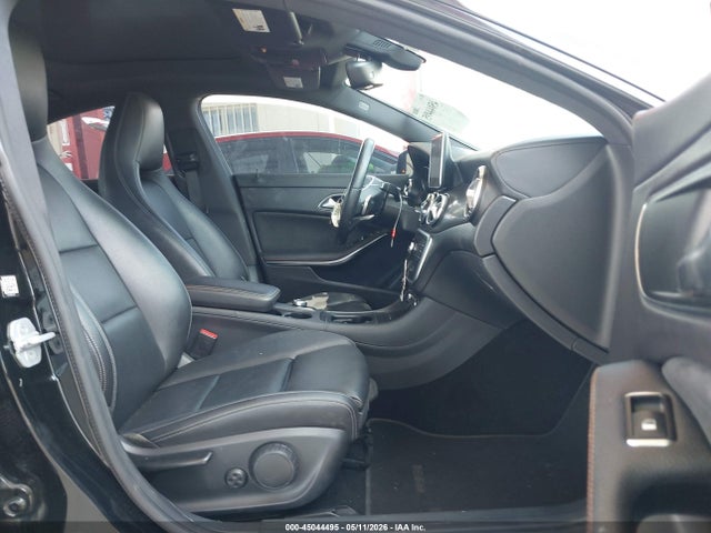 2016 Mercedes-BENZ CLA — фото 5
