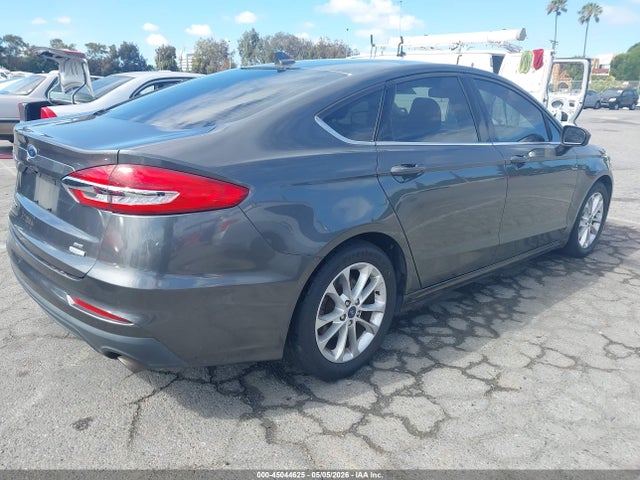 صورة 4 لـ 2019 FORD FUSION SE