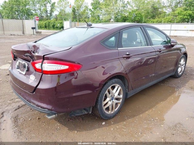 FORD FUSION SE - 4