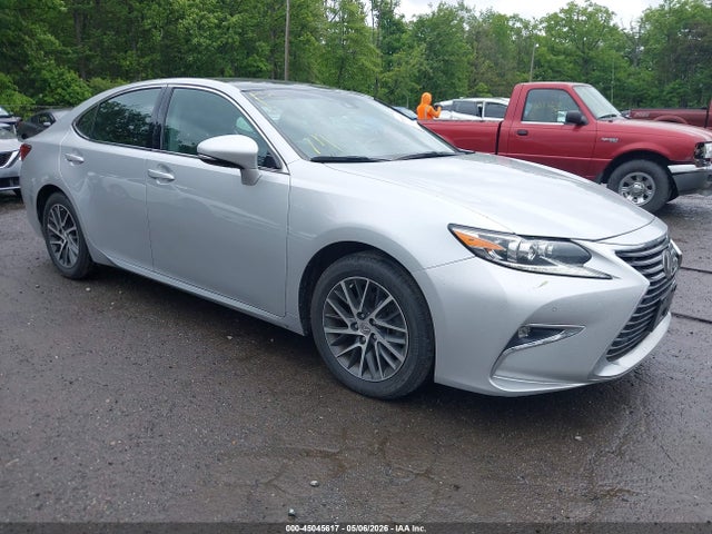 2018 LEXUS ES 