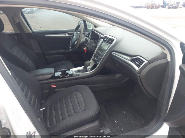 2016 FORD FUSION SE photo 5