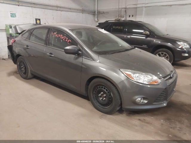 FORD FOCUS SE - 1