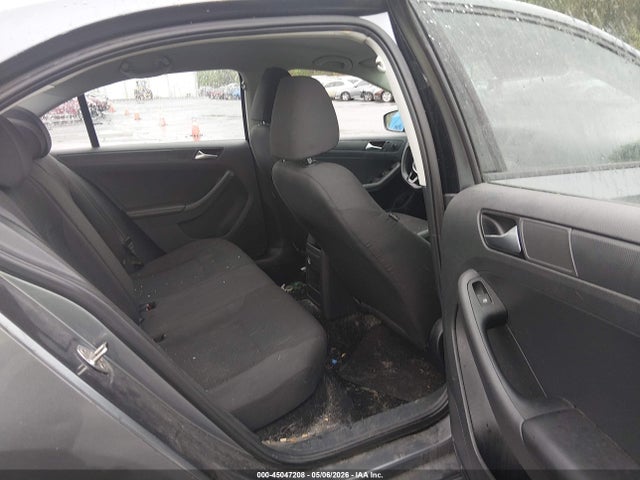 صورة 8 لـ 2015 Volkswagen JETTA 2.0L S