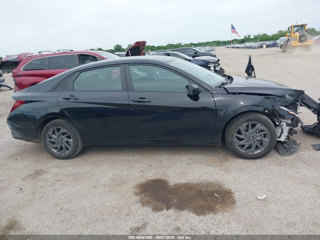 صورة مصغرة 13 لـ 2024 Hyundai ELANTRA SEL