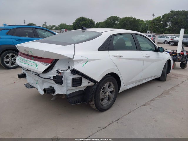 2025 Hyundai ELANTRA SE 照片 4