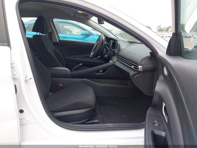 2025 Hyundai ELANTRA SE 照片 5