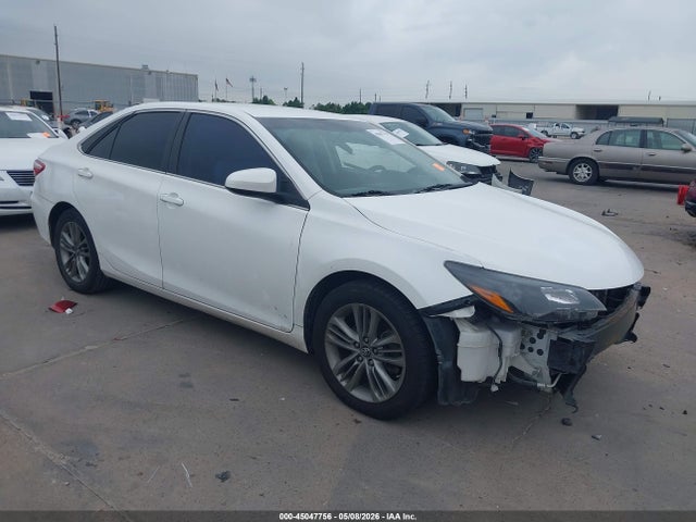 2017 TOYOTA CAMRY SE