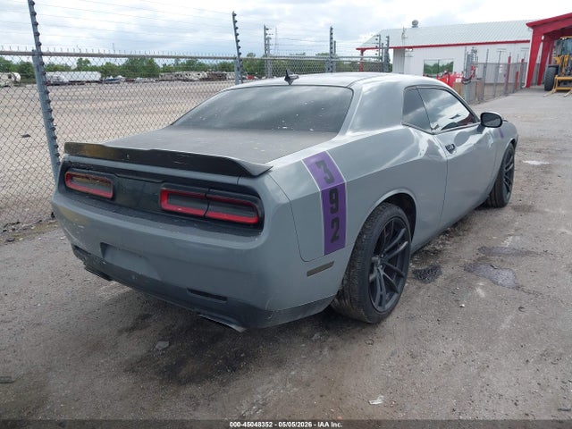 صورة 4 لـ 2019 Dodge CHALLENGER R/T SCAT PACK