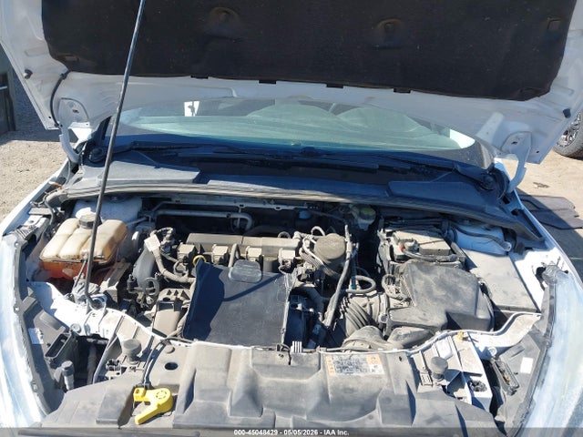 FORD FOCUS SE - 10