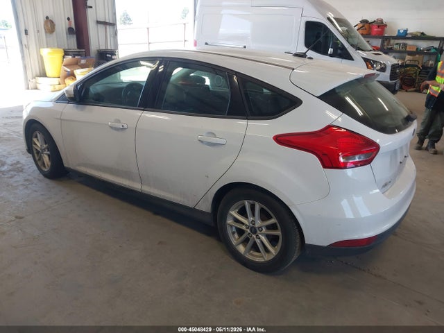 FORD FOCUS SE - 3