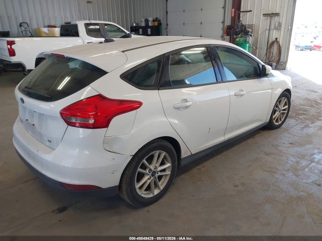 FORD FOCUS SE - 4